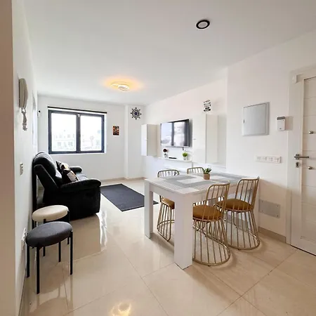Casa Pilar, Tu Casa En Nyaraló *